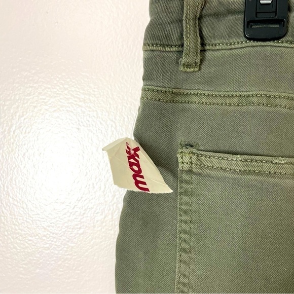 Vanilla Star Skinny Jeans - Mid-Rise - New With Tags - Size 17 - Picture 7 of 13